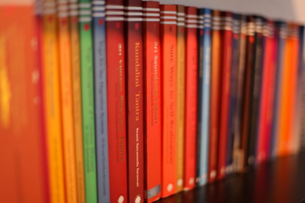 Yogic_Studies_Satyananda_Yoga_Europe-web